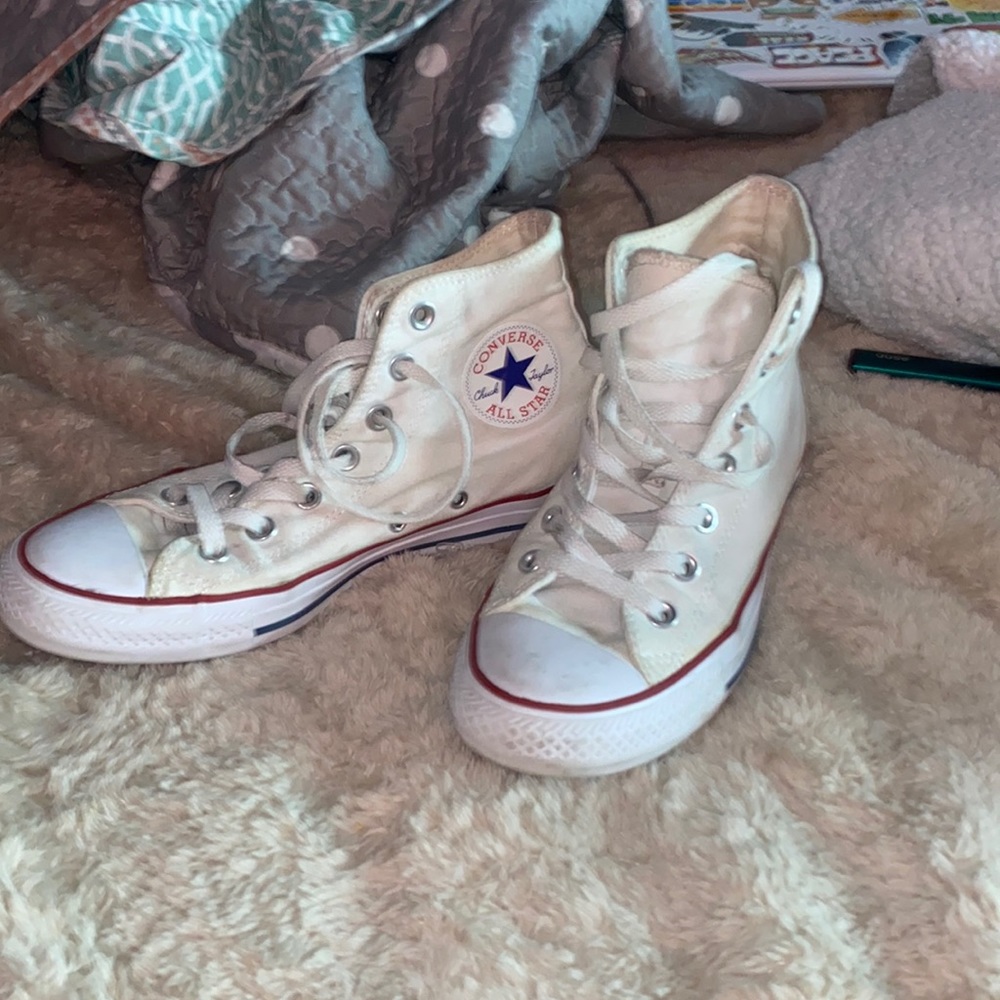 White converse